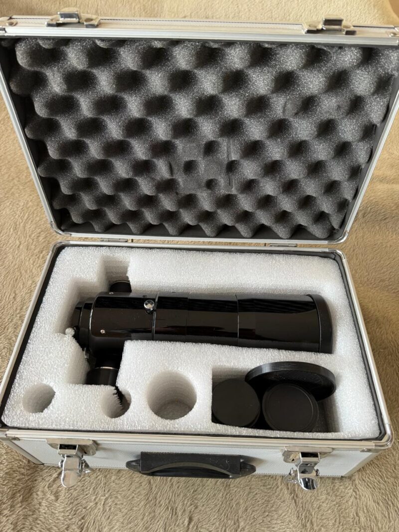 Astro-Tech AT72ED + Astro-Tech 2" Field Flattener + Stella-Mira 0.8x Reducer - Image 3 Astro-Tech AT72ED + Astro-Tech 2" Field Flattener + Stella-Mira 0.8x Reducer